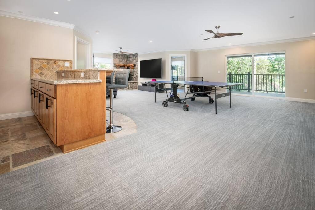 New Luxury Lake House In Pine Mountain Lake Close To Yosemite! Perfect For All Seasons! Great For Retreats, Getaways, Celebrations, And More! Groveland Buitenkant foto