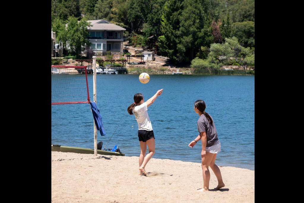 New Luxury Lake House In Pine Mountain Lake Close To Yosemite! Perfect For All Seasons! Great For Retreats, Getaways, Celebrations, And More! Groveland Buitenkant foto