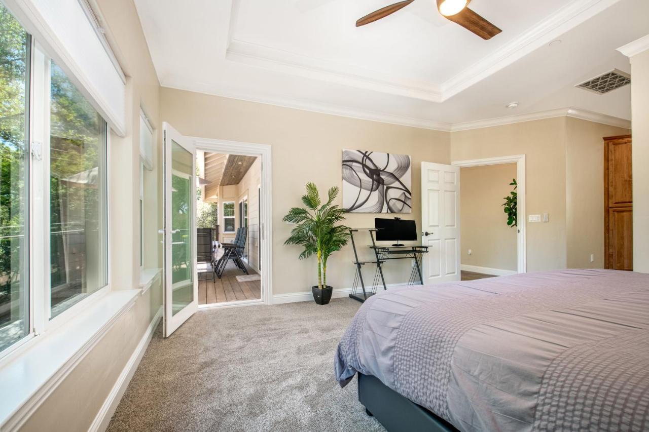 New Luxury Lake House In Pine Mountain Lake Close To Yosemite! Perfect For All Seasons! Great For Retreats, Getaways, Celebrations, And More! Groveland Buitenkant foto