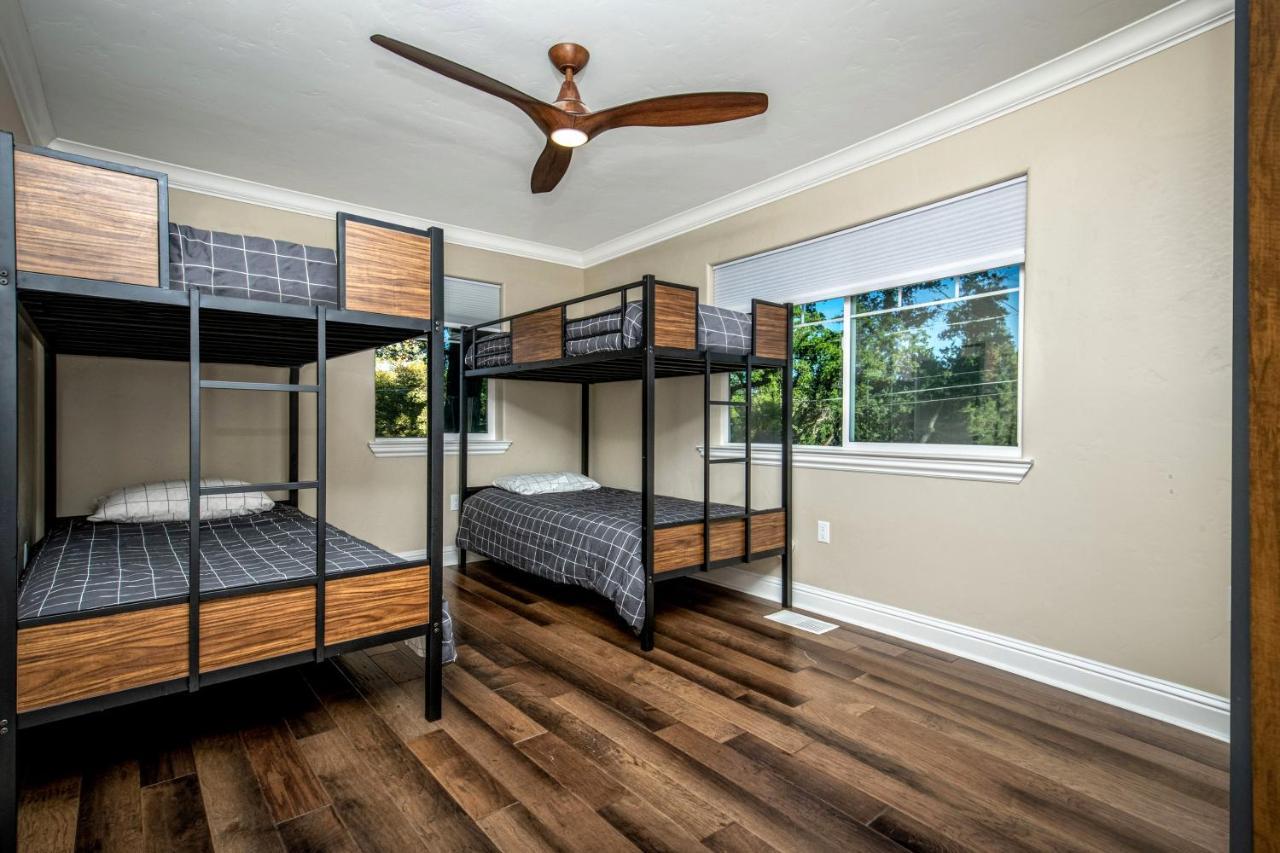 New Luxury Lake House In Pine Mountain Lake Close To Yosemite! Perfect For All Seasons! Great For Retreats, Getaways, Celebrations, And More! Groveland Buitenkant foto